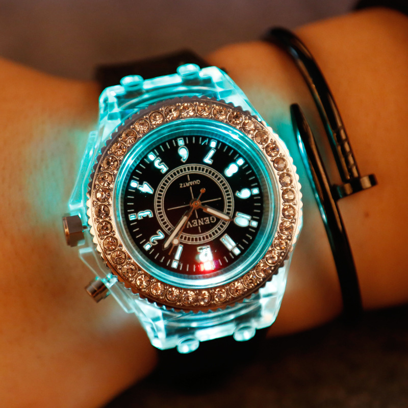 Kadın Izle Aydınlık Kişiselleş - Jewelry Diamond Watches incelemesi ve fiyatı